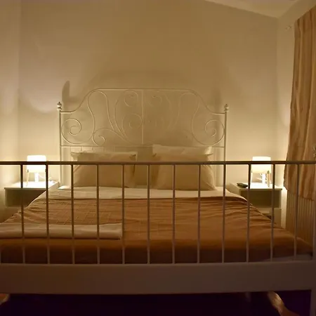 Macvanska Πανσιόν 3*